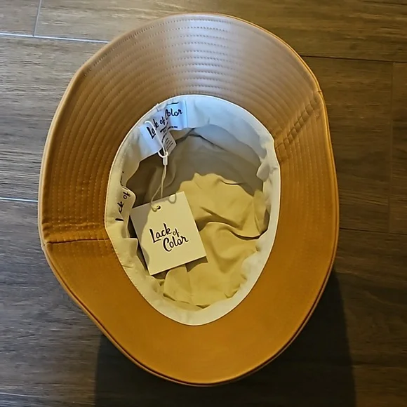 LACK OF COLOR WAVE BUCKET HAT- TAN VEGAN LEATHER SIZE 58CM M  display picture 2